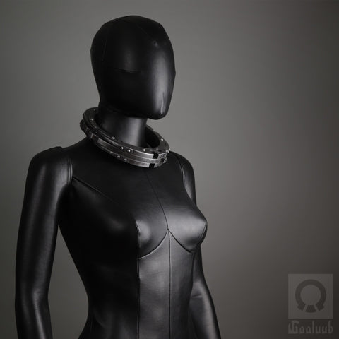BDSM Heavy Metal Collar / Neck Shackle - Baroness